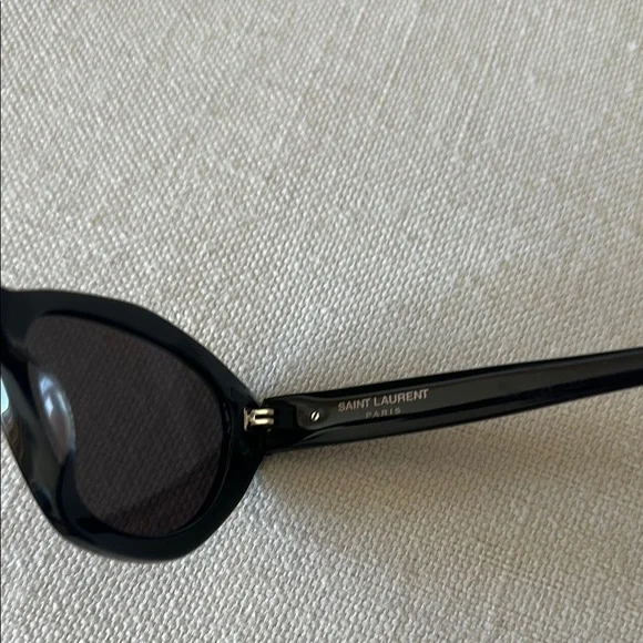 Saint Laurent Black Cat-Eye Sunglasses SL M60 AUTHENTIC - Picture 3 of 7